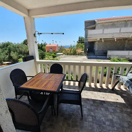 Apartment Nikol Orebic